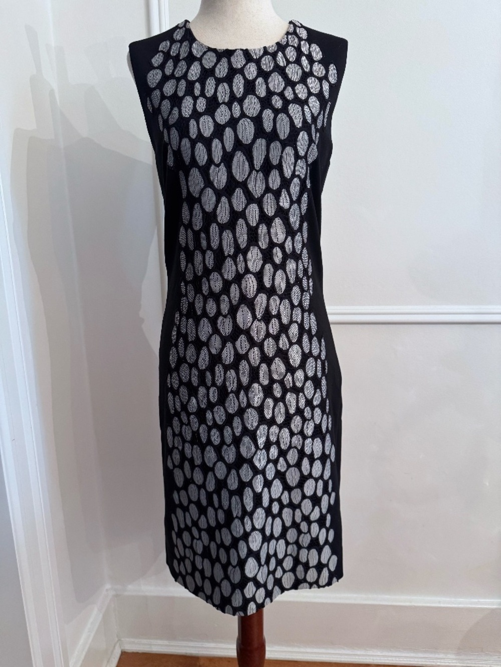 Diane von Furstenberg DVF Black White Lace Panel Sheath Dress Sleeveless Size 6